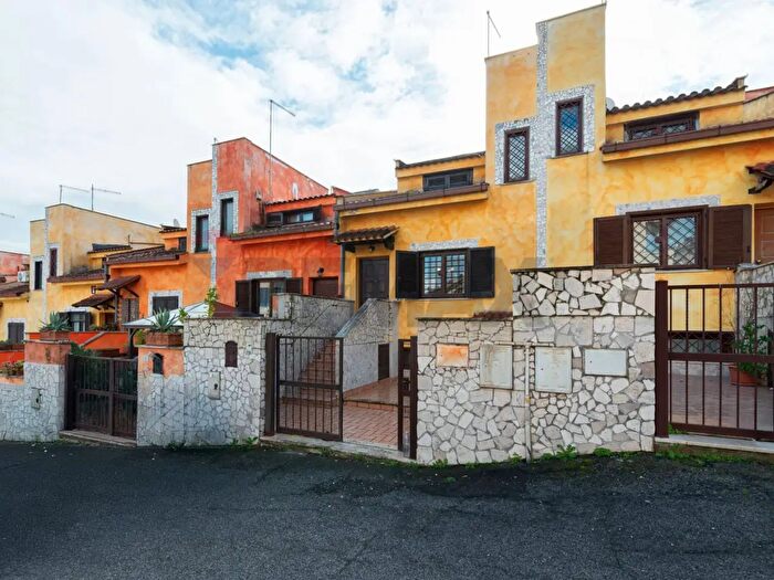 Casa trilocale in vendita in Via Amedeo Modigliani, Capena