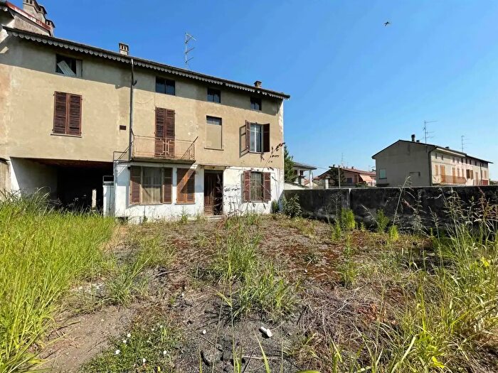 Casa con 6 locali in vendita in Morano sul Po, Morano Sul Po
