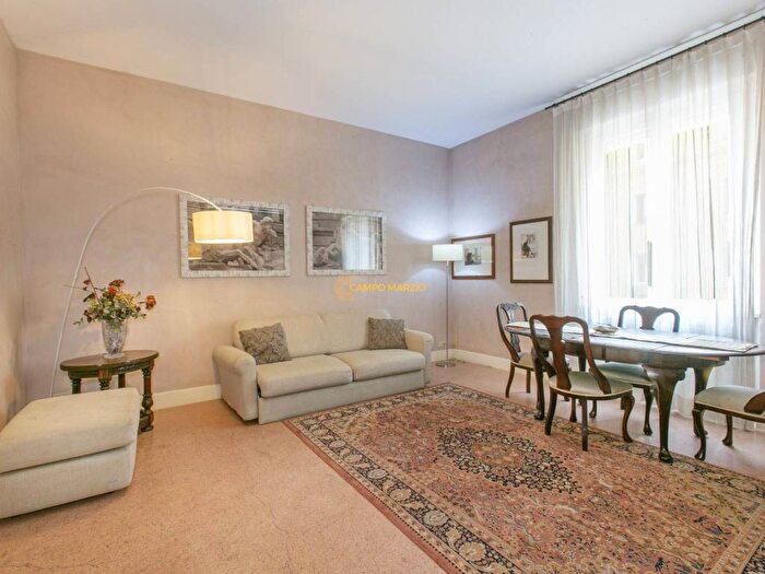 Appartamento trilocale in affitto in Via Vittoria Colonna, Prati, Roma