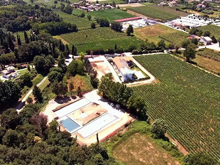 Appartamento trilocale in vendita in Tende, Lazise