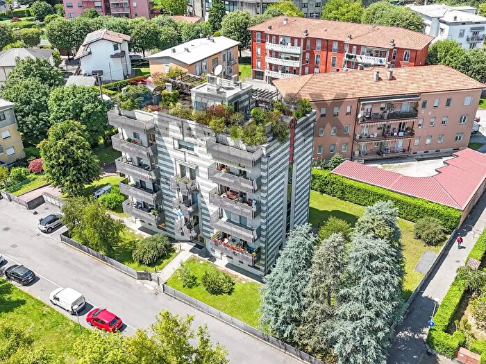 Appartamento con 5 locali in vendita in Dalmine