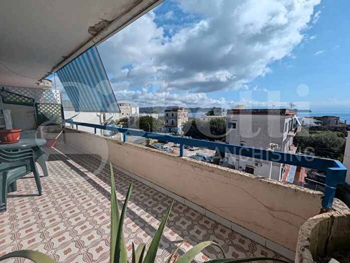 Appartamento quadrilocale in vendita in Via Risorgimento, Bacoli