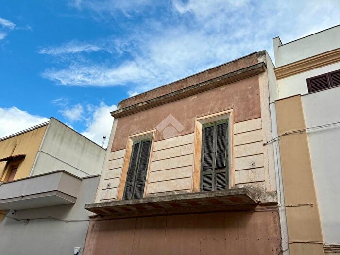 Appartamento trilocale in vendita in Via R Margherita, Sannicola