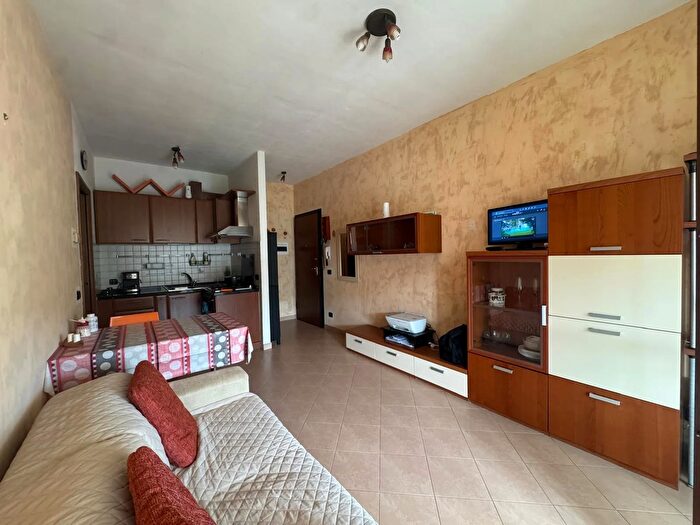 Appartamento trilocale in vendita in Santo Stefano Di Magra