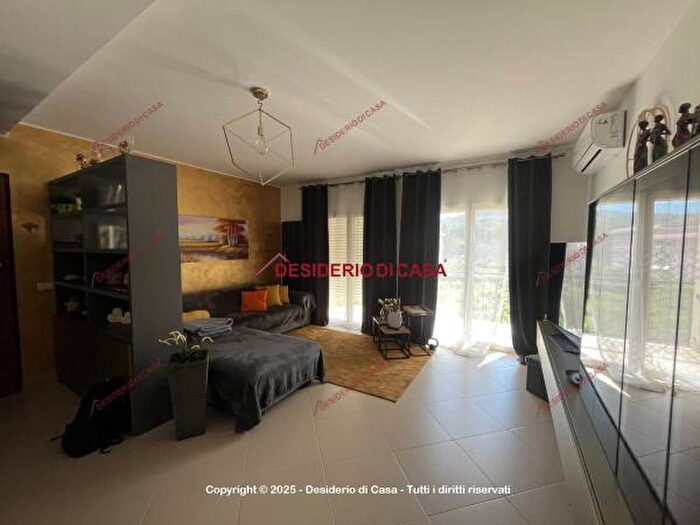 Appartamento con 6 locali in vendita in Via San Giuseppe, Lascari