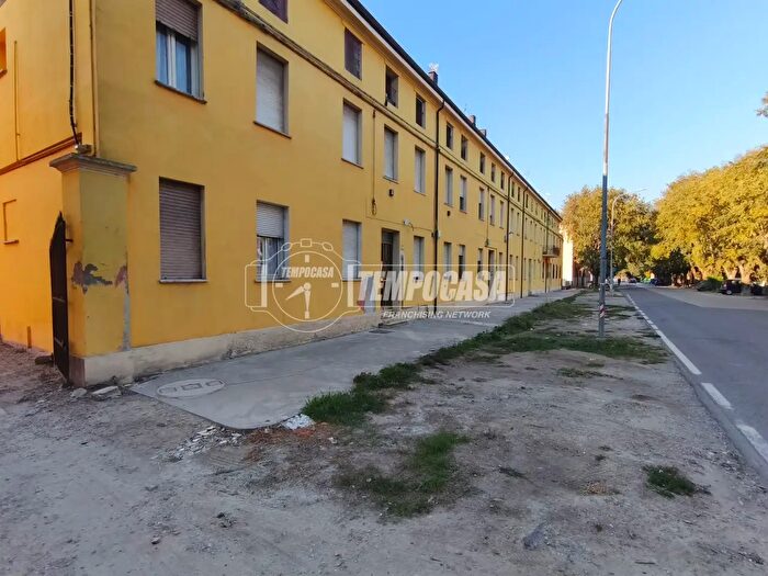 Appartamento trilocale in vendita in Cento