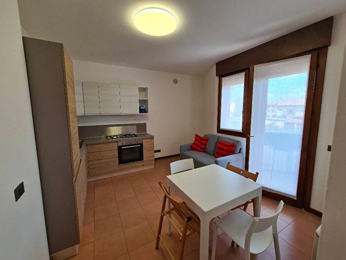 Appartamento bilocale in affitto in Viale Trieste Villaggio dei Fiori, Vicenza