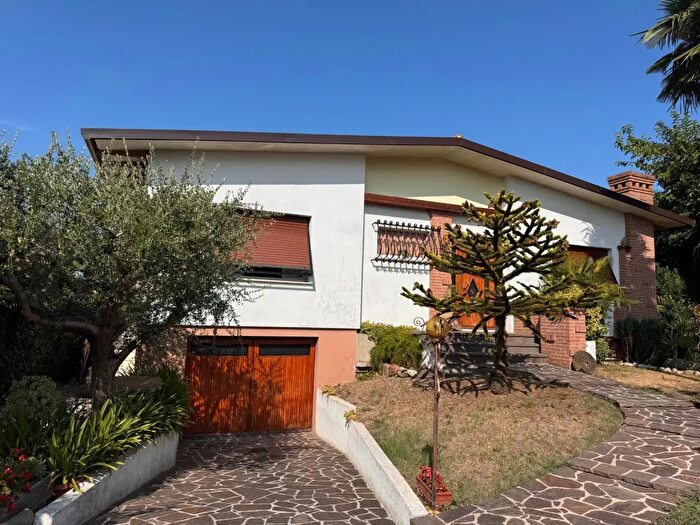 Casa trilocale in vendita in Bagnaria Arsa