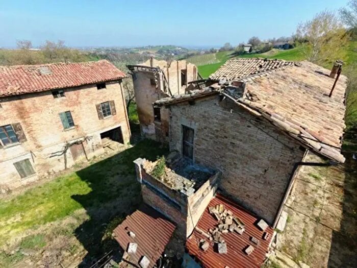 Casa con 5 locali in vendita in Via Sinistra Guerro a, Castelvetro Di Modena