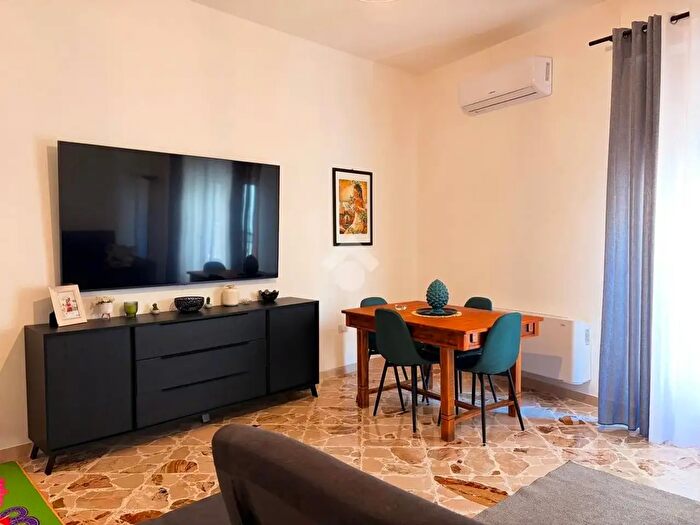 Appartamento quadrilocale in vendita in Via Edmondo De Amicis, Alcamo