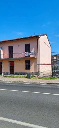 Appartamento quadrilocale in vendita in Via SantAngiolo, Campi Bisenzio