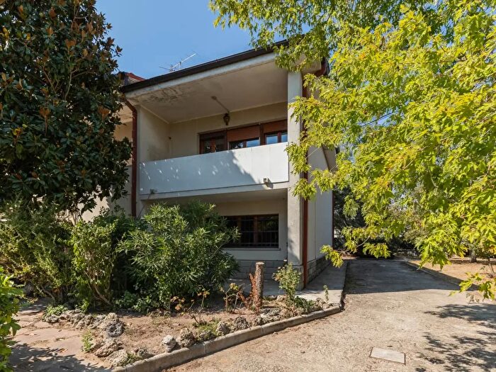 Casa con 8 locali in vendita in Via Castelfranco f, San Giovanni In Persiceto