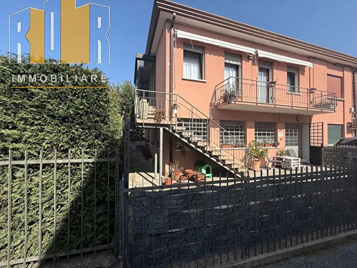 Casa quadrilocale in vendita in Via Montello, Noventa Padovana