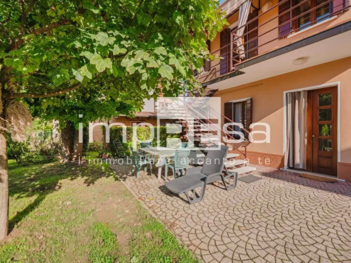 Casa con 6 locali in vendita in Via Stazione, Martellago