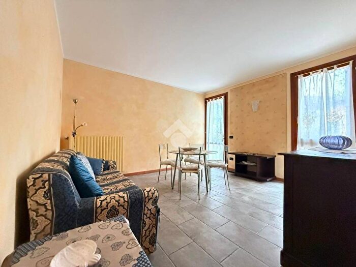 Appartamento bilocale in affitto in Via Giovanni Chiassi, Crocifissa di Rosa, Brescia