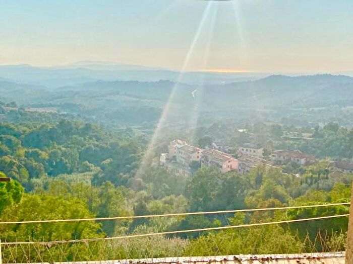 Appartamento con 5 locali in vendita in Manciano