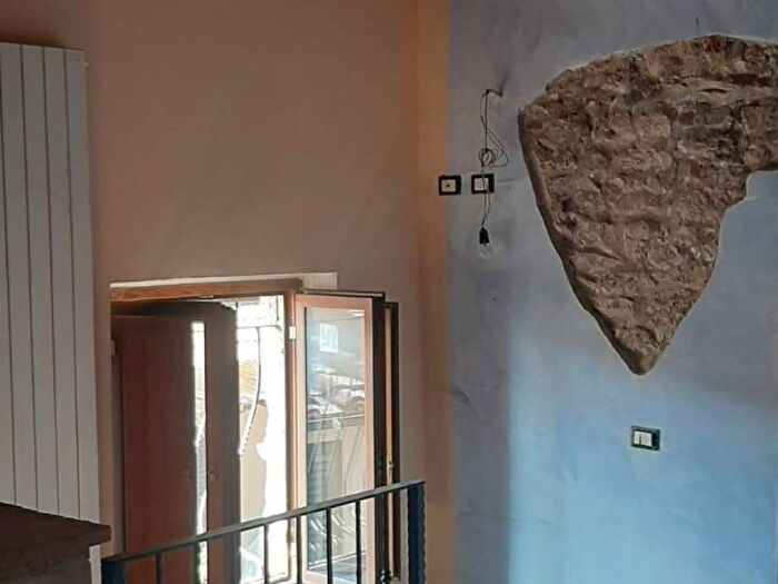 Casa trilocale in affitto in Via Petraia, Centro, Vicopisano