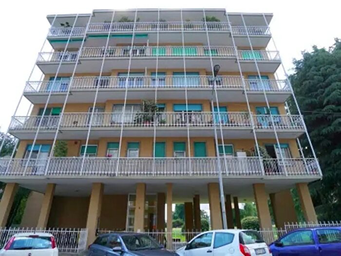 Appartamento bilocale in affitto in Via Ugo Macchieraldo, Biella