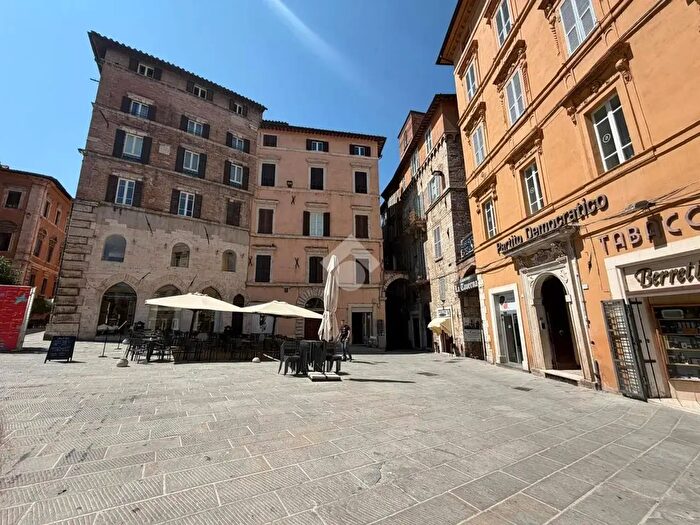 Appartamento trilocale in affitto in Via Bonazzi, Perugia