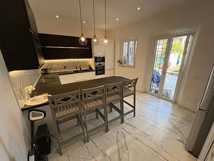 Casa in vendita in Via Colombina, Campi Bisenzio