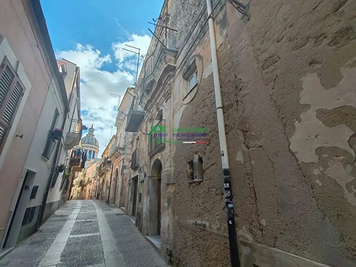 Casa con 7 locali in vendita in Via Cap Bocchieri, Ragusa