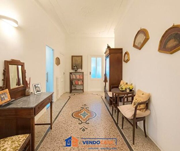 Appartamento con 5 locali in vendita in Via Beato Pietro Formica, Savona