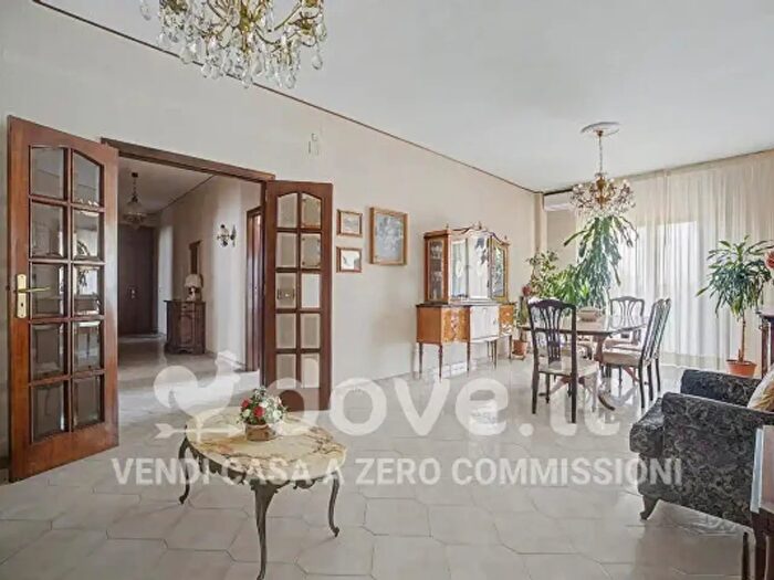 Appartamento quadrilocale in vendita in Via Davide Lopez B, Bari