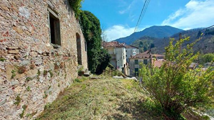 Casa con 6 locali in vendita in Via ChiesaCasoli, Bagni Di Lucca