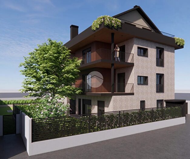 Appartamento trilocale in vendita in Via Marsala, Rho