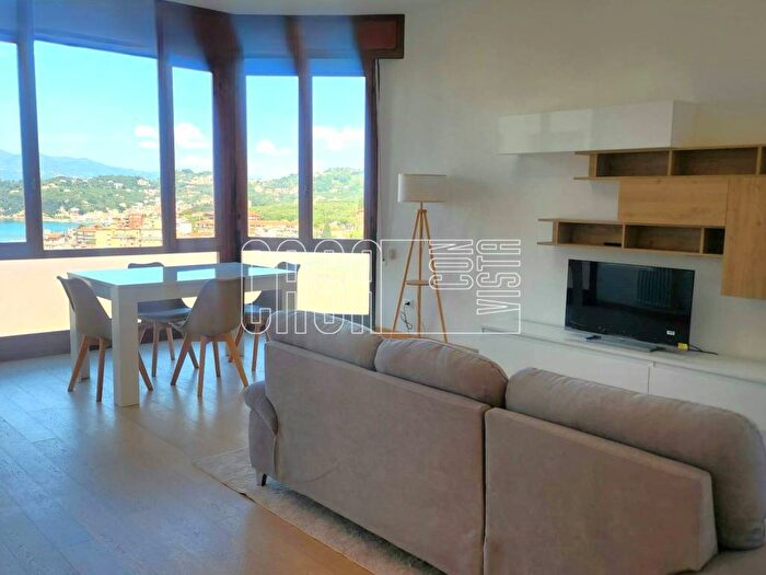 Appartamento quadrilocale in affitto in Località Carbognano Traversa, Lerici Paese, Lerici