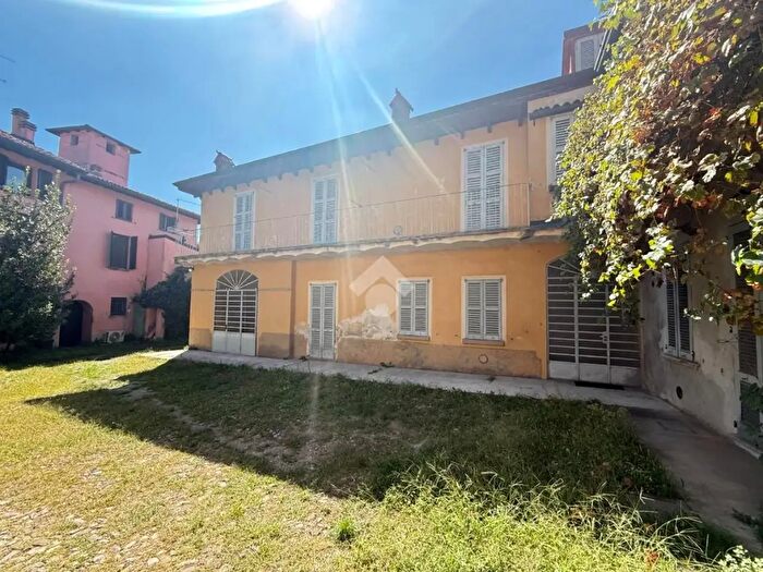 Casa quadrilocale in vendita in Via San Rocco, Calco
