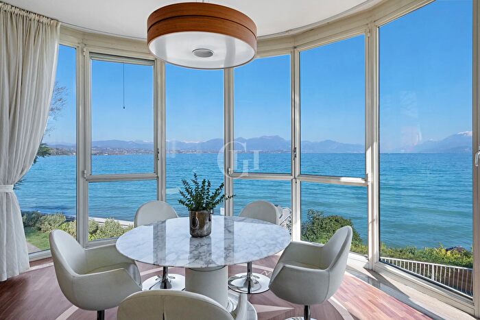 Casa quadrilocale in vendita in Desenzano Del Garda