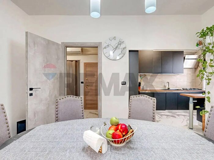 Appartamento trilocale in vendita in Via Milano, Melzo