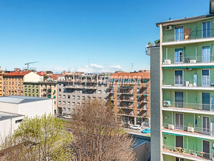 Appartamento trilocale in vendita in Via Tito Livio, Milano