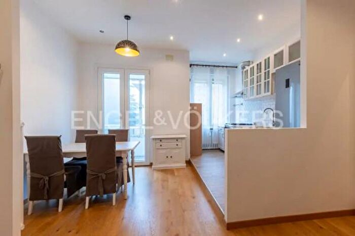 Appartamento quadrilocale in vendita in Via Sandro Gallo, Venezia