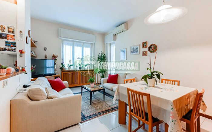 Appartamento quadrilocale in vendita in Vimercate