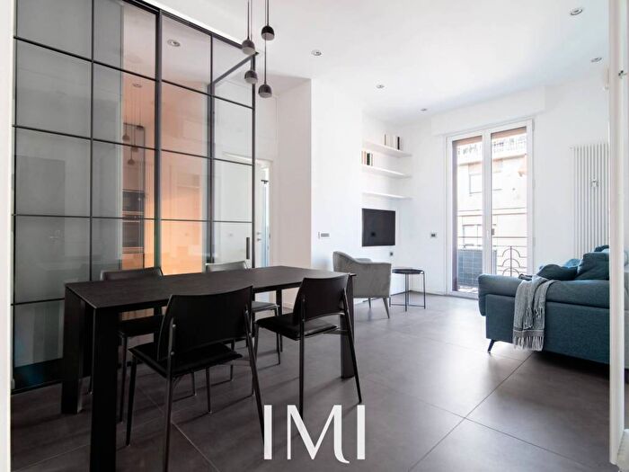 Appartamento trilocale in affitto in Via Romolo Gessi, Washington, Milano