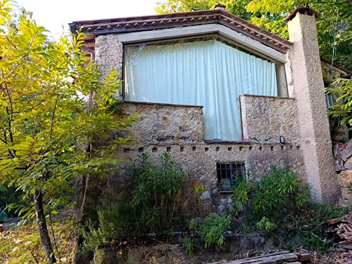 Casa con 5 locali in vendita in Roccastrada