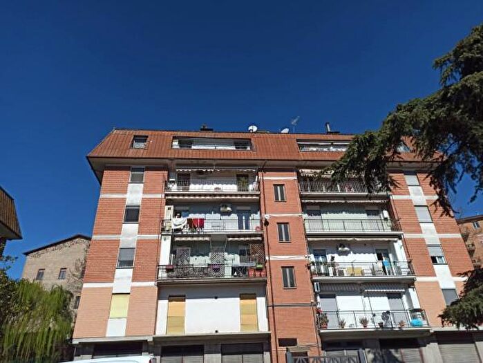 Appartamento quadrilocale in vendita in Via dei Maratoneti, Orte