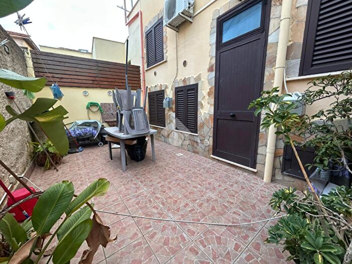 Appartamento bilocale in vendita in Via Clio, Palermo