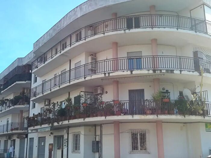 Appartamento trilocale in vendita in Via Settimo Torinese Snc, Montalto Uffugo