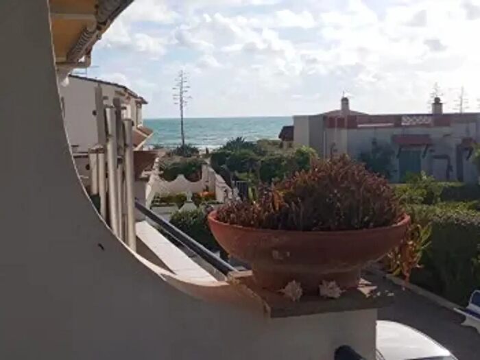 Appartamento bilocale in vendita in Lungomare degli Ardeatini, Ardea