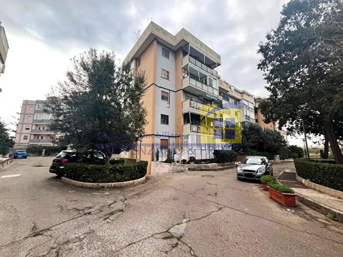Appartamento trilocale in vendita in Viale Belgio, Brindisi