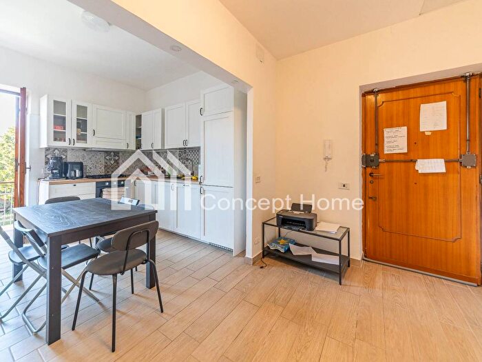 Appartamento quadrilocale in vendita in Via Giuseppe Macchi, Tor Vergata, Roma