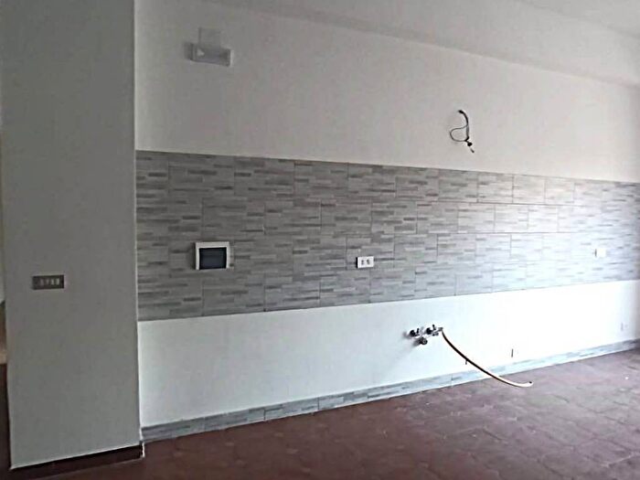 Appartamento con 5 locali in affitto in TRAVERSA I VIA ARANGEA, Ravagnese, Reggio Calabria