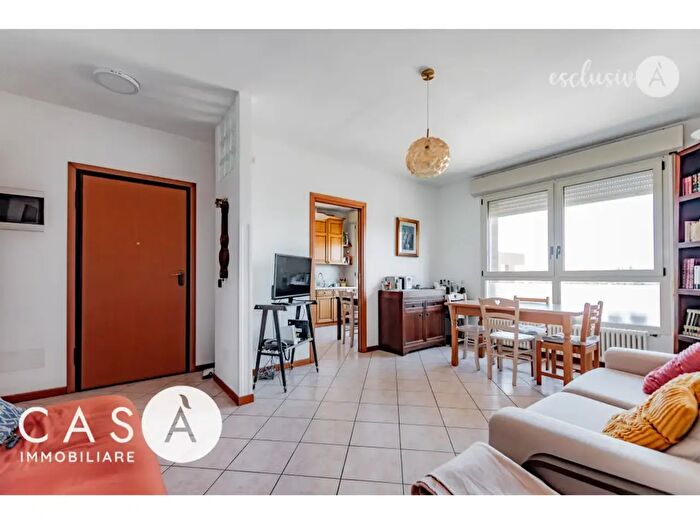Appartamento con 5 locali in vendita in Via Salvatore Quasimodo, Cesena