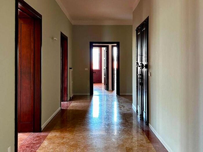 Appartamento con 6 locali in affitto in Piazzale Principessa Clotilde, Porta Nuova, Milano