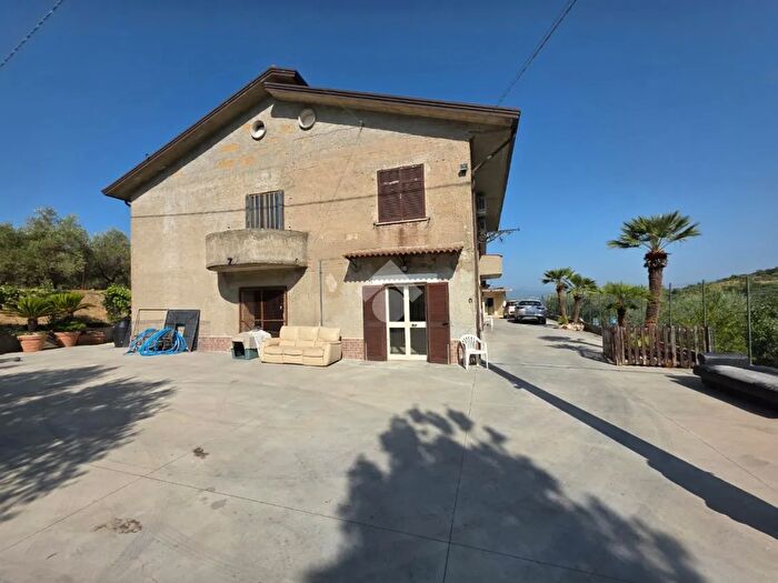 Casa con 6 locali in vendita in Via Murto, Frasso Telesino