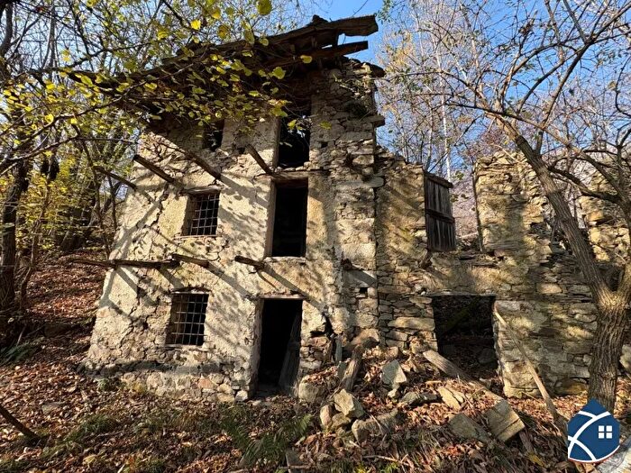 Casa in vendita in Pinasca