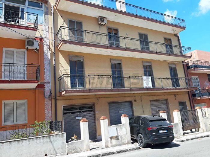 Casa con 10 locali in vendita in Via Jonica, Siracusa